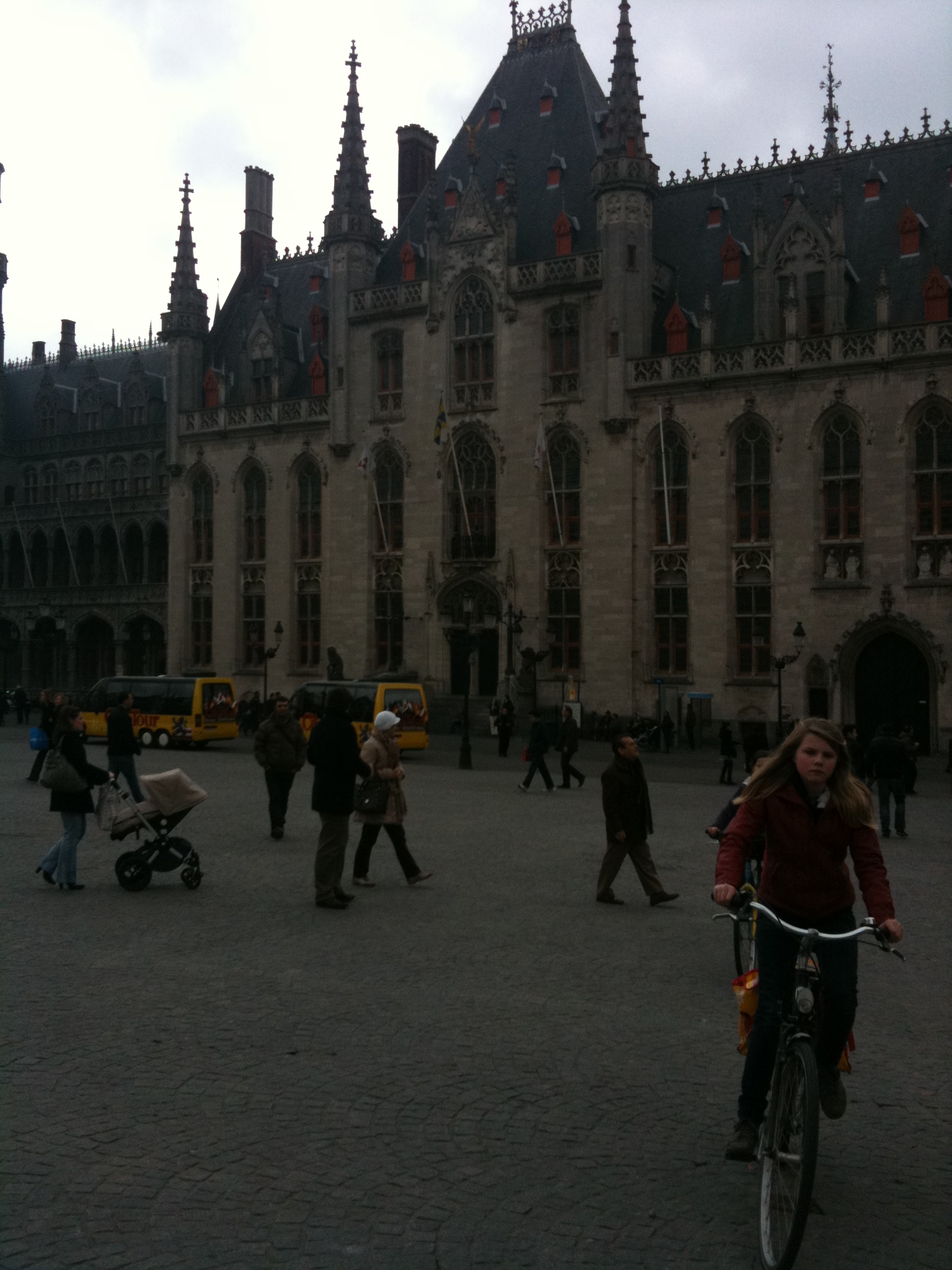 Bruges la place centrale